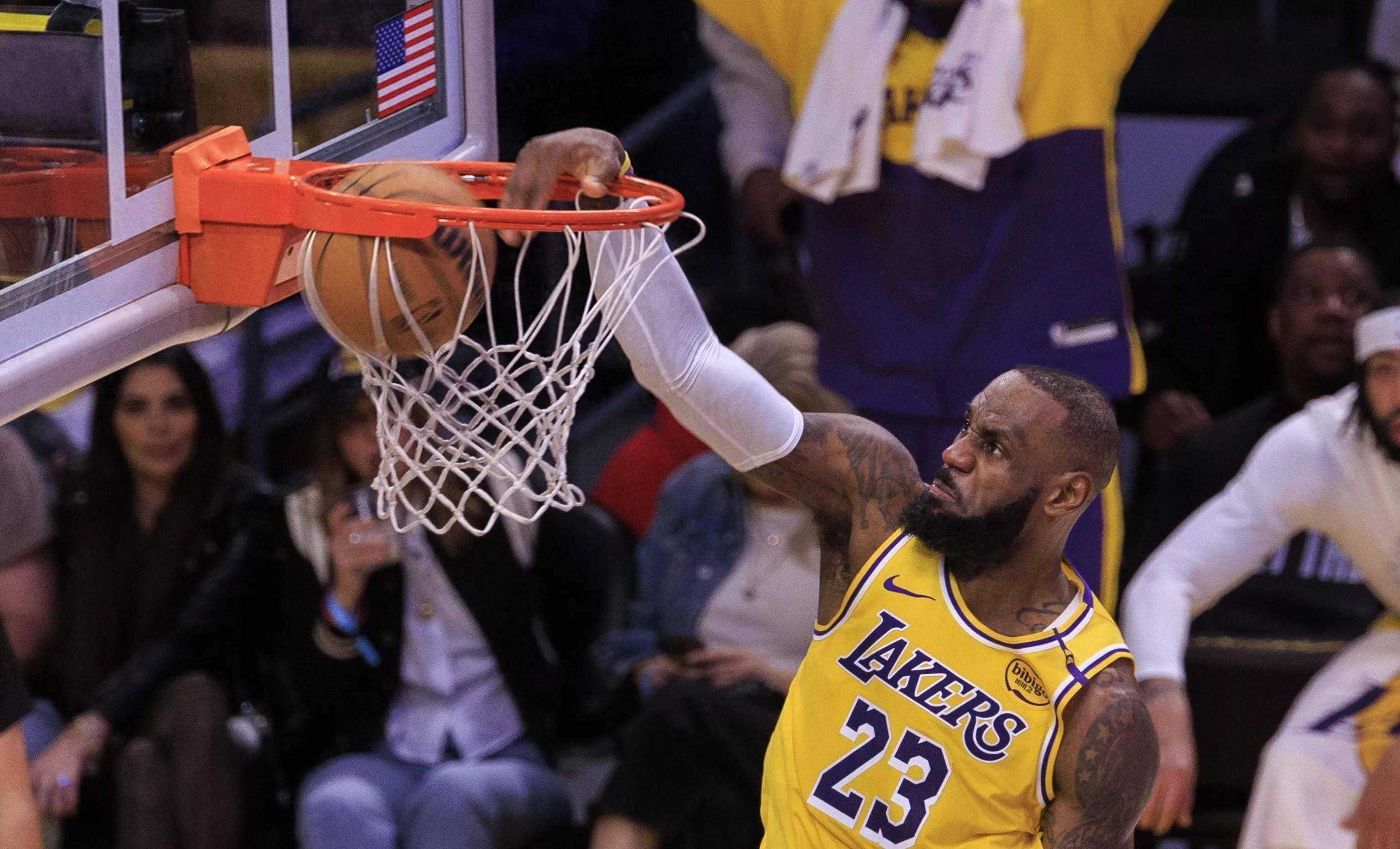 九游在线平台詹姆斯连续十五场比赛得分超过重返赛场,法国队不断突破!