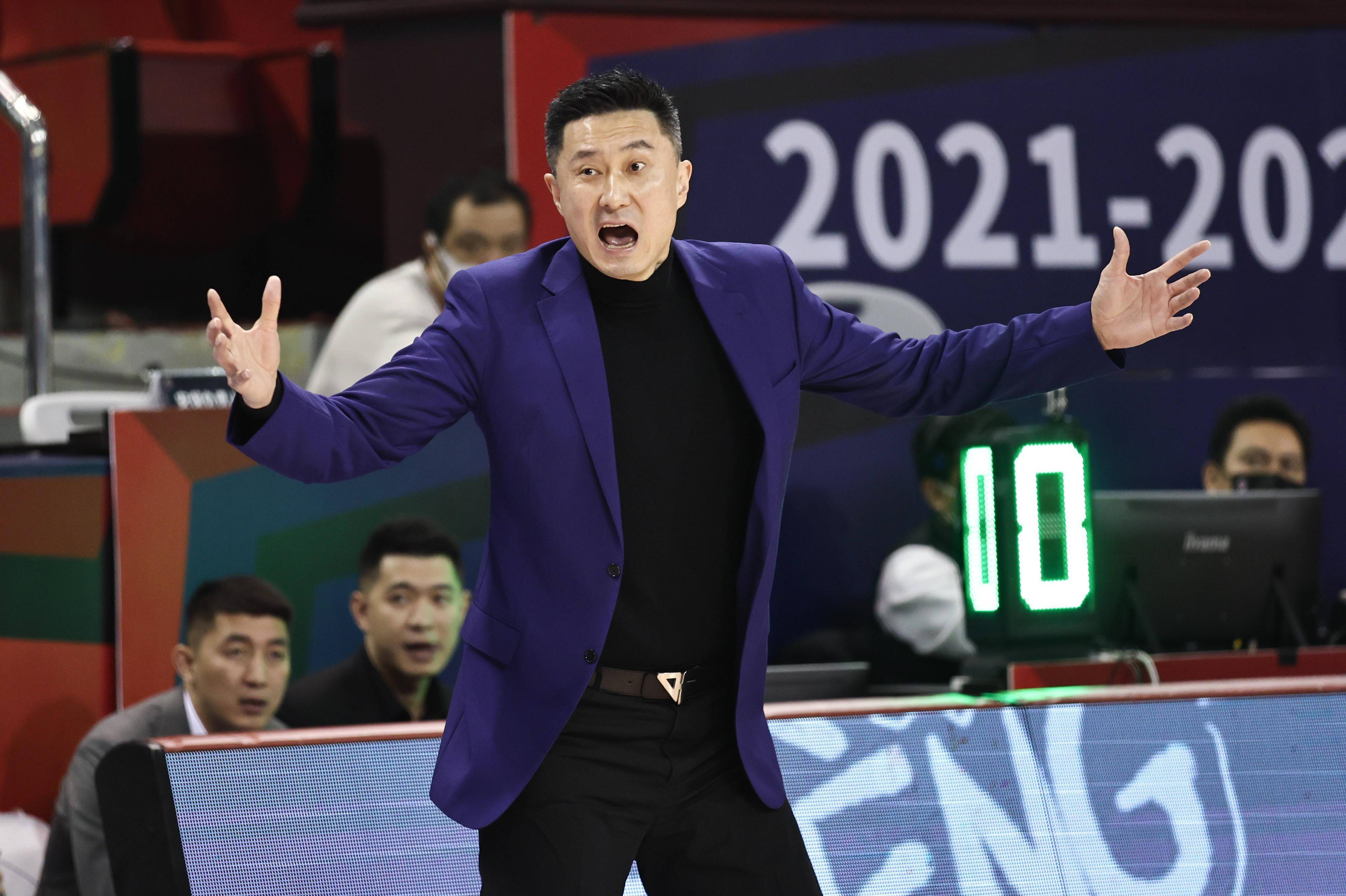 包含葡超国际比赛日走向成谜，广厦男篮临场应变，底气十足，资深球员宣示担当的词条